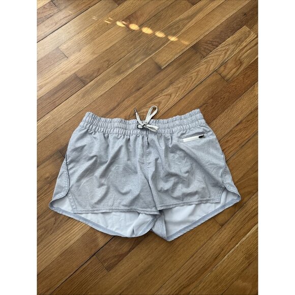 Vuori Shorts Women's Clementine 2.0 Performance Size L - Picture 1 of 5
